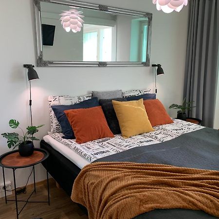 StarHomes Double lux 8 Oulu Extérieur photo