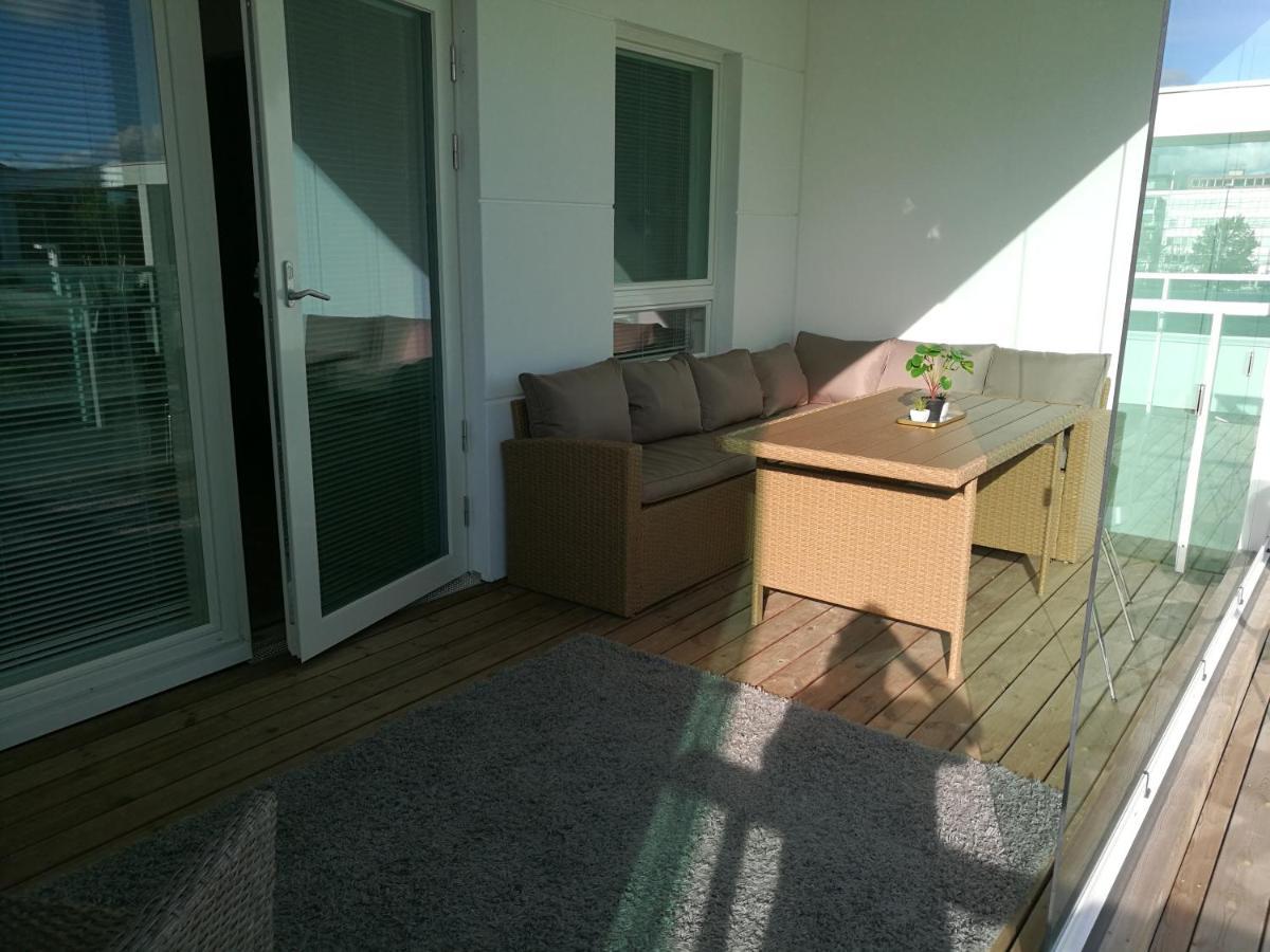 StarHomes Double lux 8 Oulu Extérieur photo