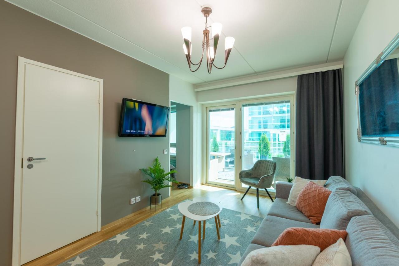 StarHomes Double lux 8 Oulu Extérieur photo
